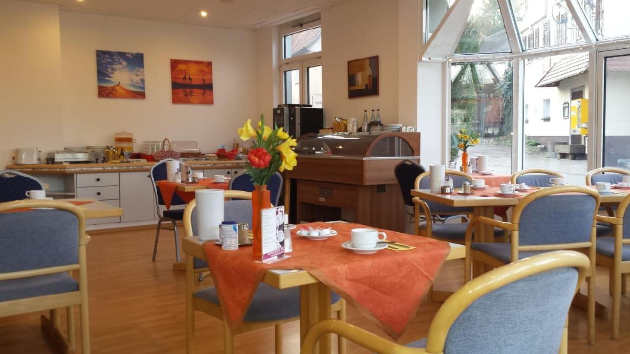 Loewen Hotel Arian Allmersbach im Tal Kültér fotó
