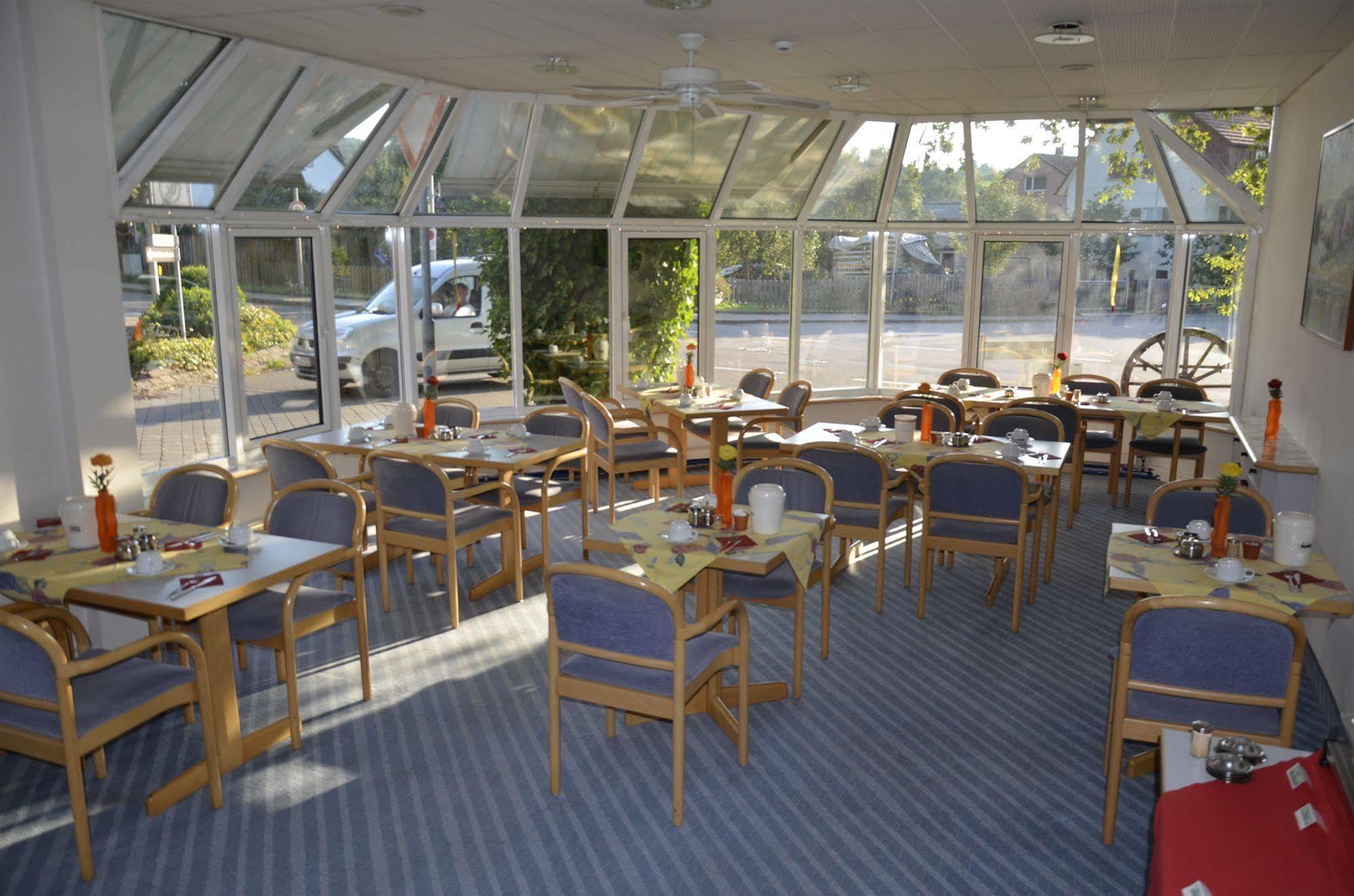 Loewen Hotel Arian Allmersbach im Tal Kültér fotó