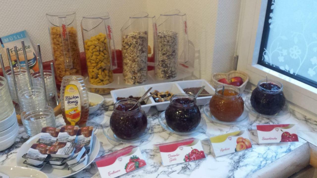 Loewen Hotel Arian Allmersbach im Tal Kültér fotó